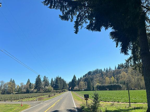 3rd image of 35730 SE Lusted Rd