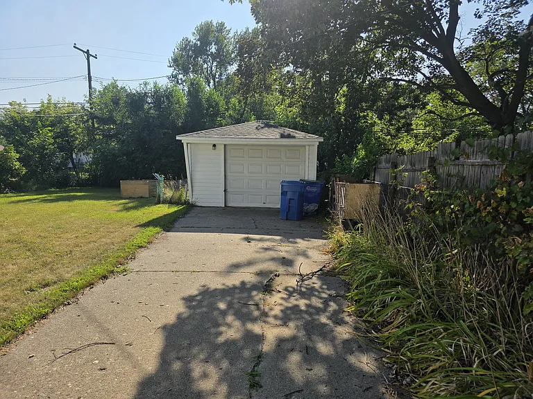 22521 Ira Blvd — Photo 28