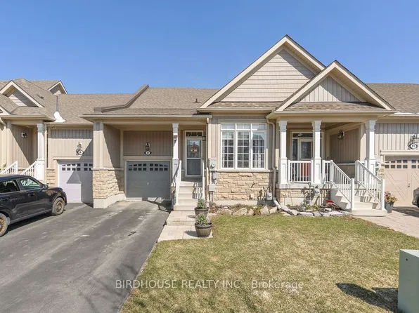 8 Deacon Cres, Kawartha Lakes, ON K9V 0L4