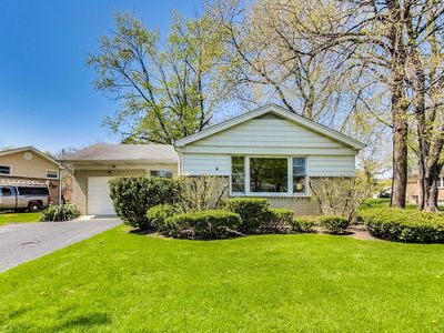 512 N Yale Ave, Arlington Heights, IL, 60005
