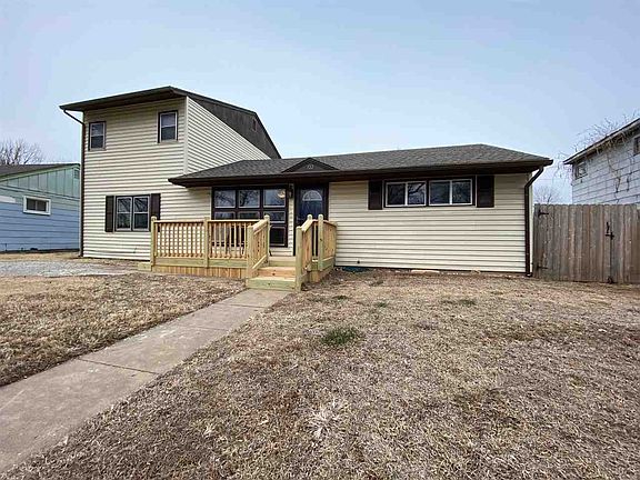 3rd image of 322 Meek Ave