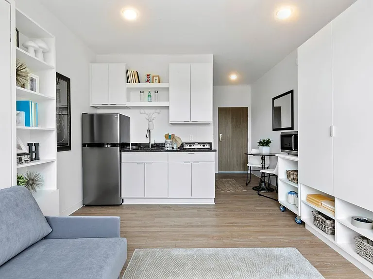 Trademark Apartments — Photo 7