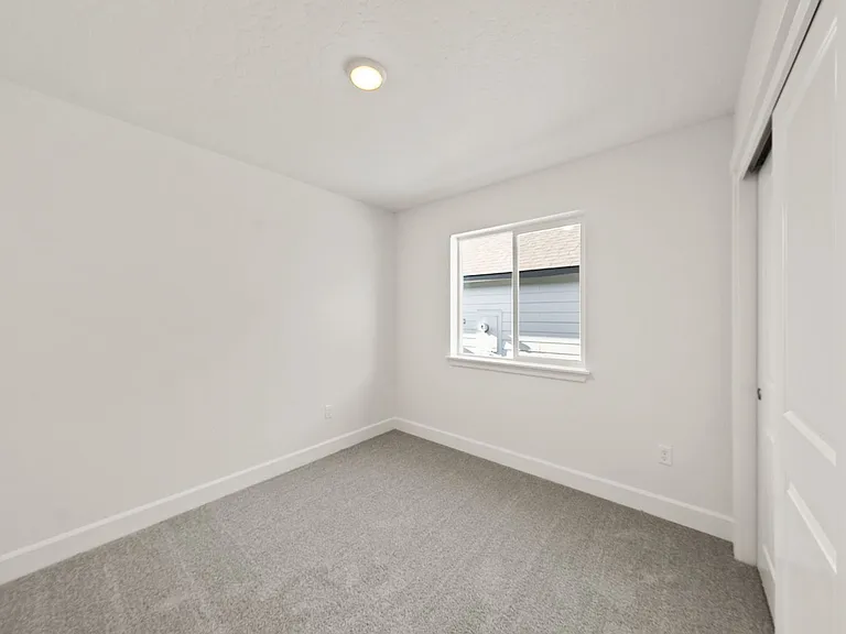4083 SW Obsidian Pl — Photo 16