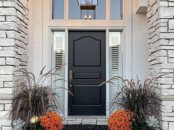 4th image of 18175 Dane Dr