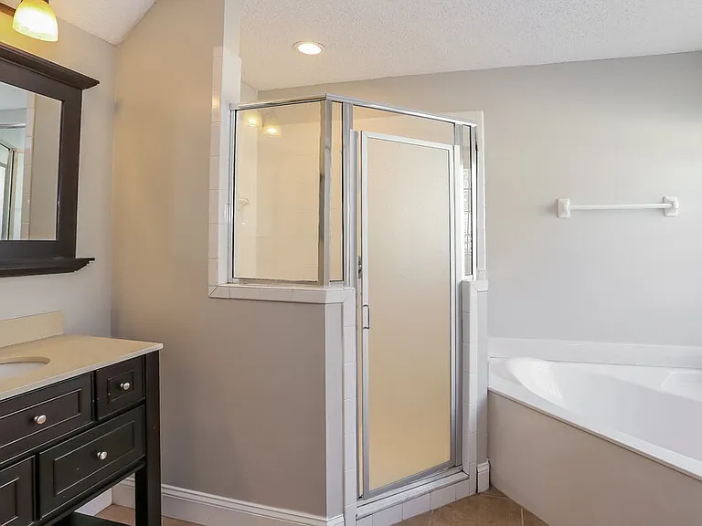 8077 Welbeck Ln — Photo 11