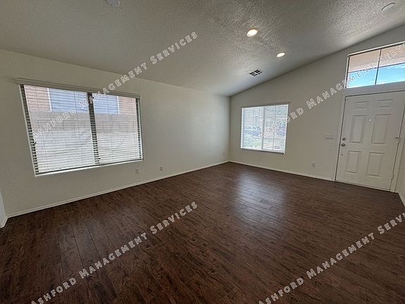 4th image of 3123 E Rosemonte Dr