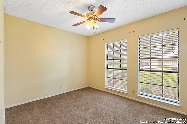 6726 Country Field Dr — Photo 18