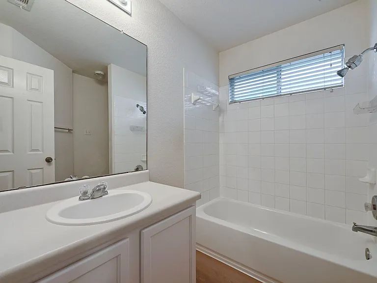 1503 Davis Mountain Loop — Photo 22