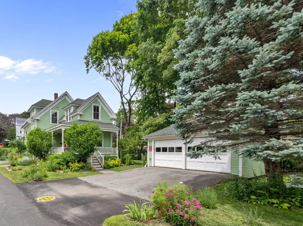 9 Lincoln Street, Rockland, ME 04841