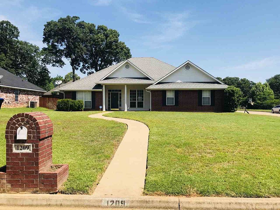 1st image of 1209 Casandra Dr