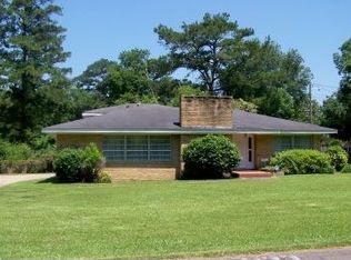 803 Sumrall Rd, Columbia, MS 39429