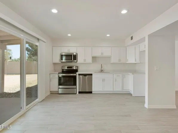 3316 E HELENA Drive, Phoenix, AZ 85032