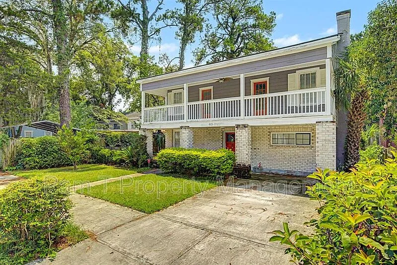 2 bed, 1.0 bath, 1050 sqft, $1,550 — Photo 4