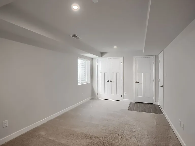 137 Moyer Hill Dr — Photo 40