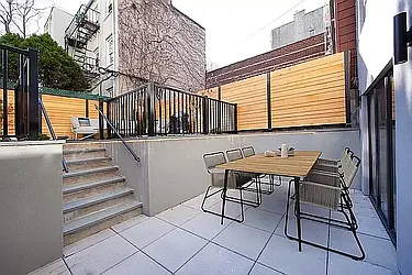 Rented by R New York