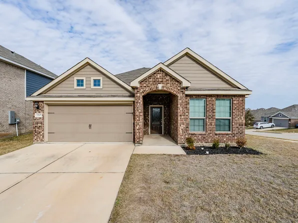 7517 Noble Oaks Dr, Fort Worth, TX 76120