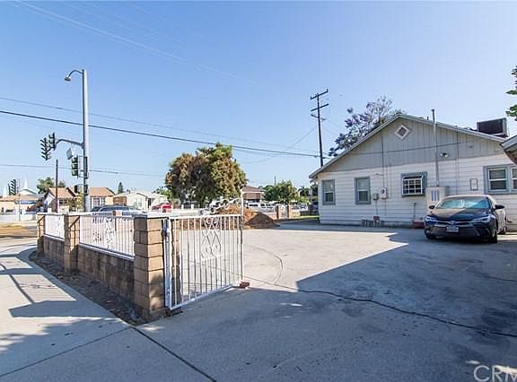 3rd image of 3357 Baldwin Park Blvd