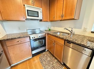 103 Colchester St #B601, Brookline, MA 02446