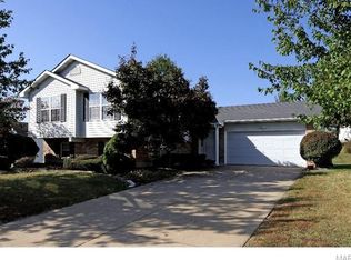 4641 Kellykris Dr, Saint Charles, MO