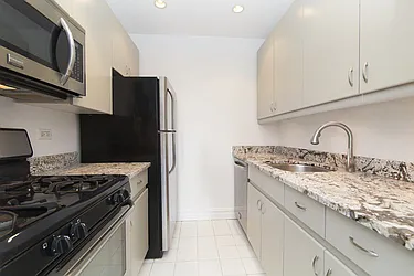 Rented by Nest Seekers International