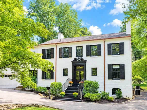 22 W Bells Mill Rd, Philadelphia, PA 19118
