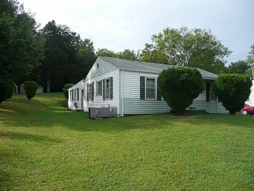 2nd image of 4021 Valley View Dr