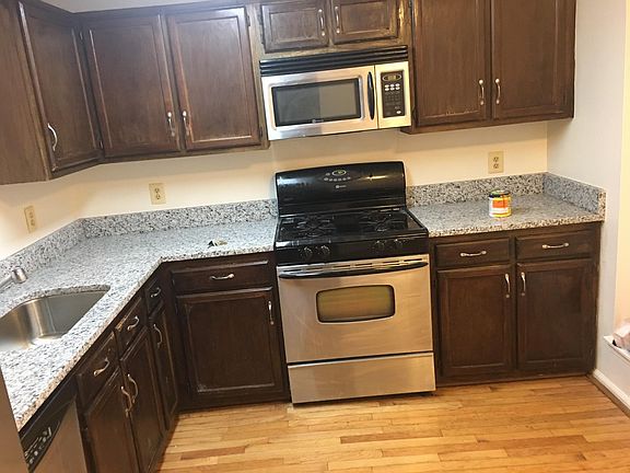 3rd image of 14519 Black Horse Ct
