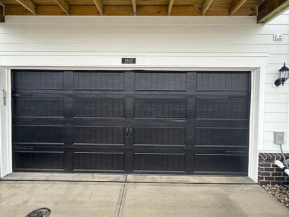 2nd image of 1902 Blenker Dr