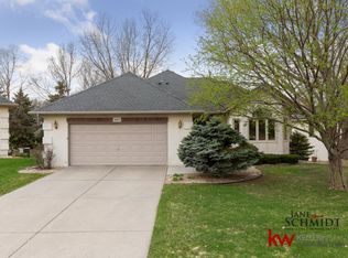 16851 88th Ave N, Maple Grove, MN 55311