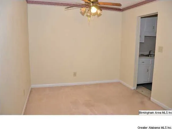 18 Shadowood Cir, Birmingham, AL 35215