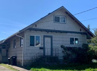 2519 6th St, Tillamook, OR 97141