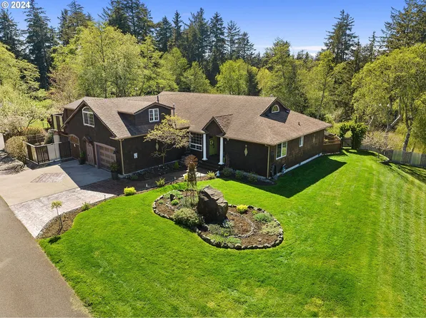 1006 SW 9th St, Warrenton, OR 97146