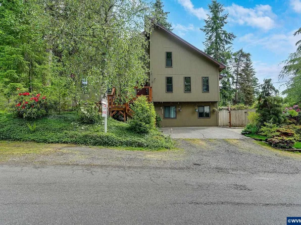 1946 Roberta Ave S, Salem, OR 97302