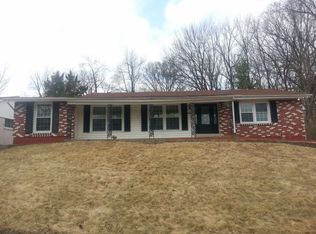 4842 Bristol Rock Rd, Florissant, MO 63033