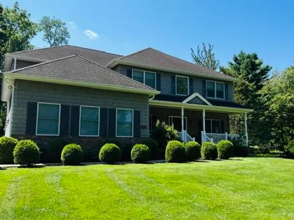1607 Twin Lakes Drive, Manasquan, NJ 08736