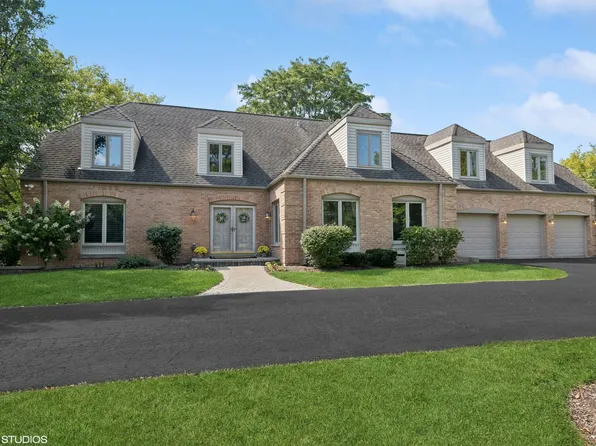 140 Old Barrington Rd, North Barrington, IL 60010