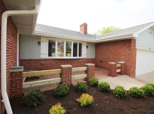 126 S Circle Ave, Bloomingdale, IL 60108