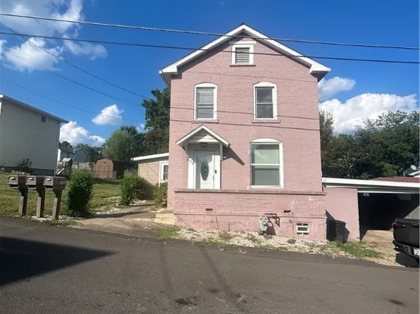130 Chestnut St, Everson, PA 15631