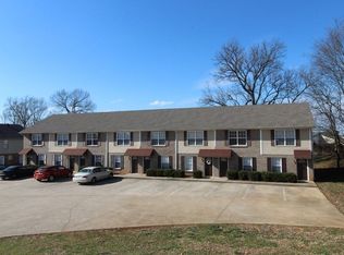 2332 Raleigh Ct APT 8, Clarksville, TN 37043