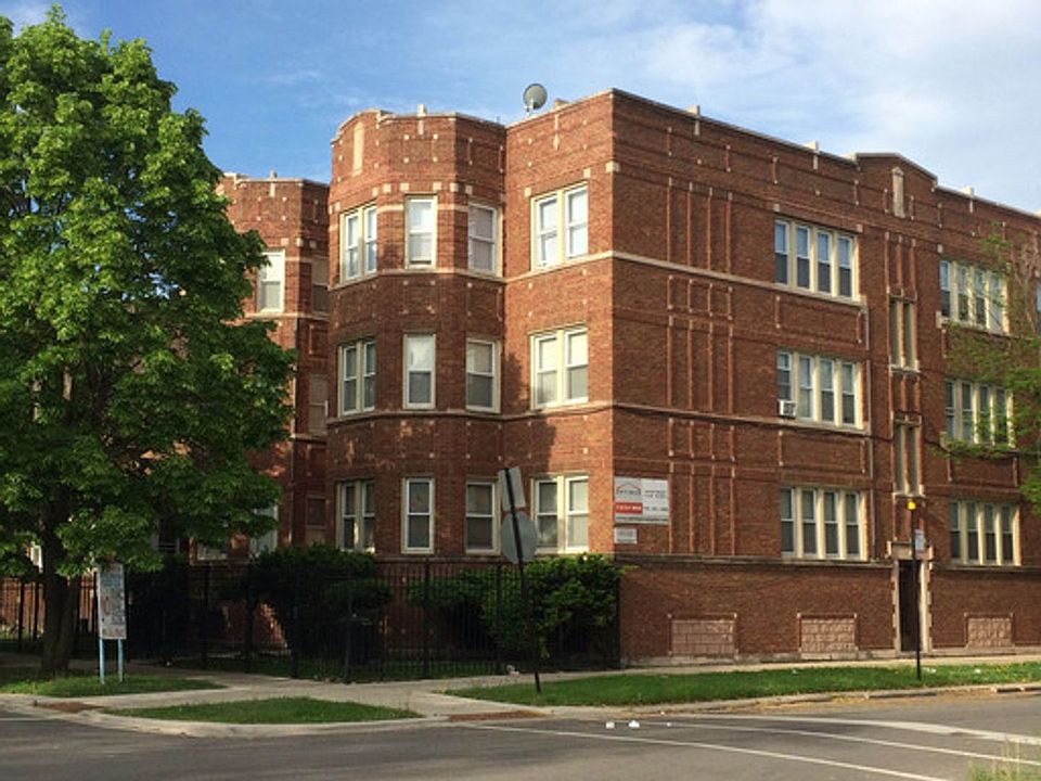 1st image of 8000-02 S Marshfield Ave #3