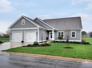 1124 Sheltered Brook Dr, Huron, OH 44839