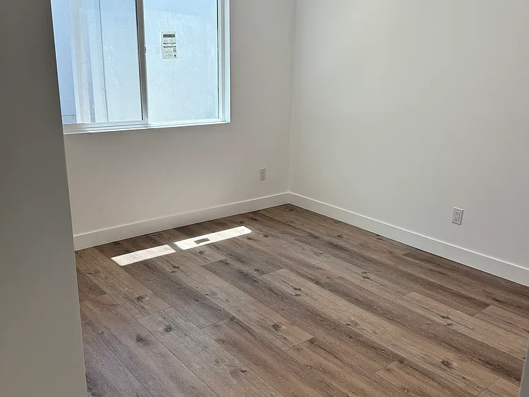 1163 S Crescent Heights Blvd #1/2 — Photo 8