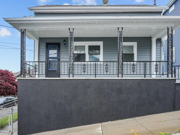 160 Stewart St, Fall River, MA 02720