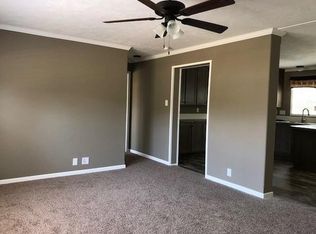 30 Foxcroft Way, Lawrenceville, GA 30044