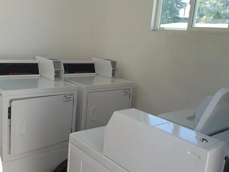 5446 Santa Margarita St — Photo 9
