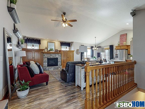 5th image of 2695 NE 96th St