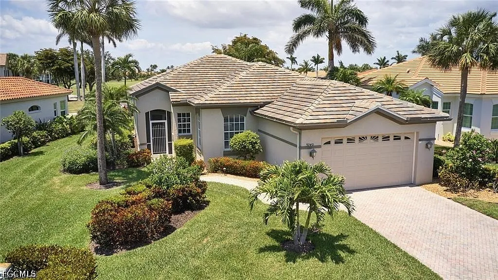 2 bed, 2.0 bath, 1752 sqft, $8,500 — Photo 1