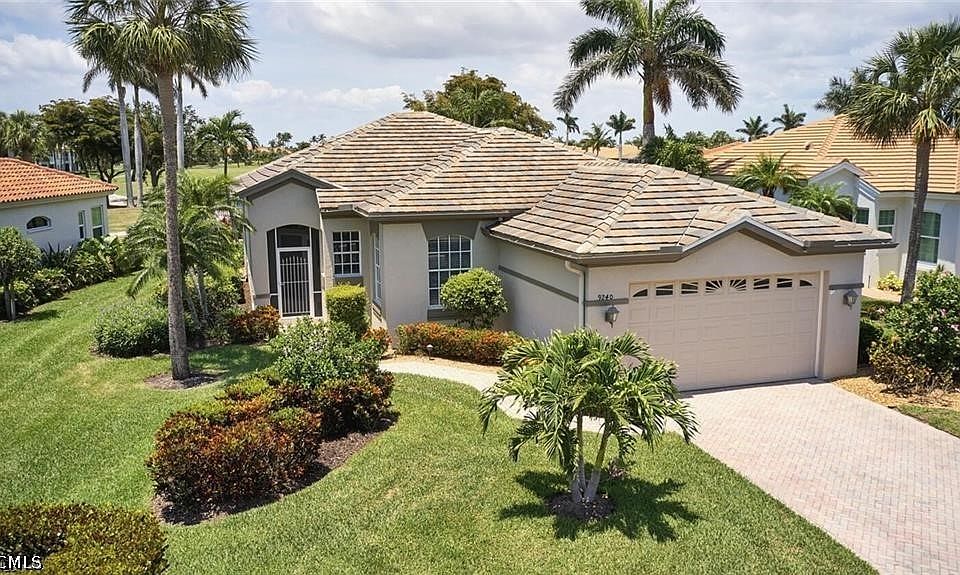 1st image of 9240 Willowcrest Ct