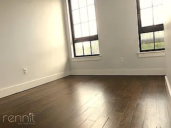 Rented by Rennit Inc.