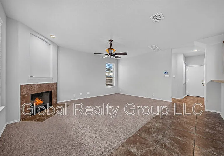 228 Crimson Tree — Photo 11